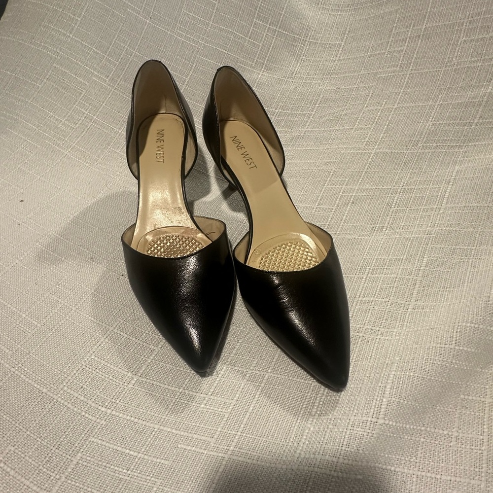 Nine West Black Pointed Toe Heels